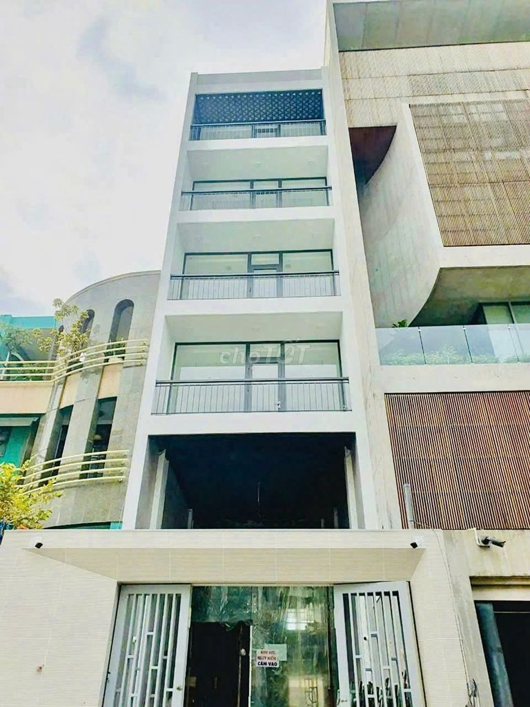 Nhà cho thuê HXH Vườn Chuối, Quận 3 - Diện tích 56m², Giá 15 triệu/tháng - Thiết kế hiện đại, vị trí đắc địa!