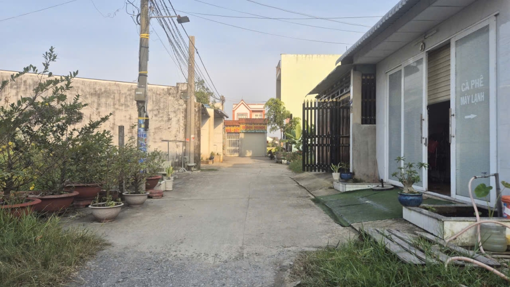 Bán đất mặt tiền đường xe hơi 5x18m xã Đức Hòa, Long An giá chỉ 980 triệu