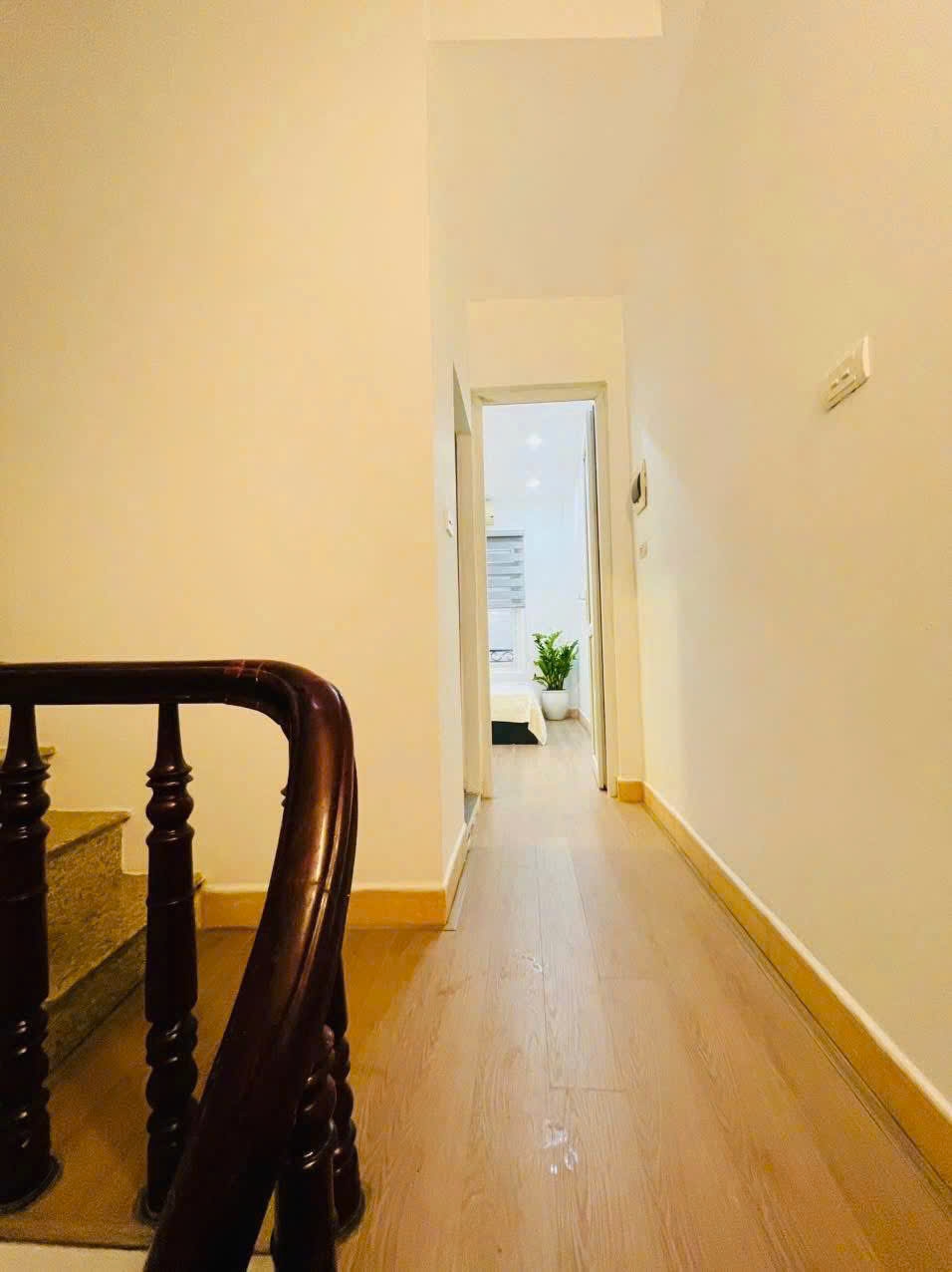 Nhà riêng Tam Trinh 23m² giá 6.15 tỷ - Đầu phố, gần Times City, ở ngay!