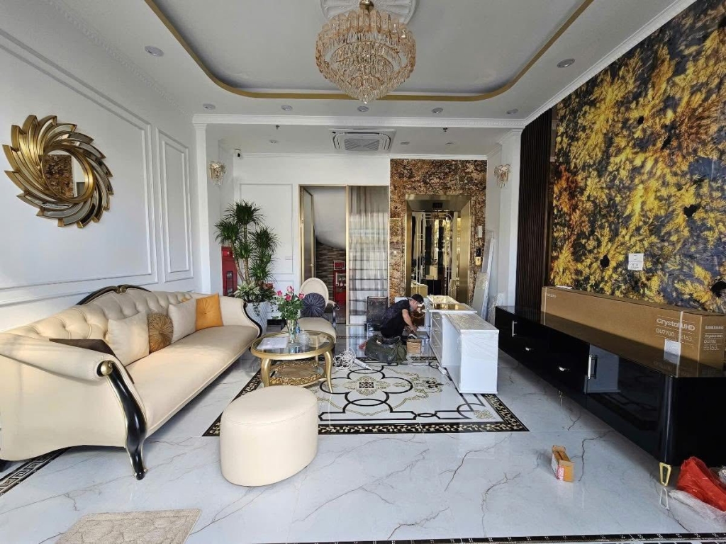 Bán nhà Yên Phụ, Tây Hồ 40m² giá 11.47 tỷ - Ô tô đỗ cửa, thang máy nhập khẩu!