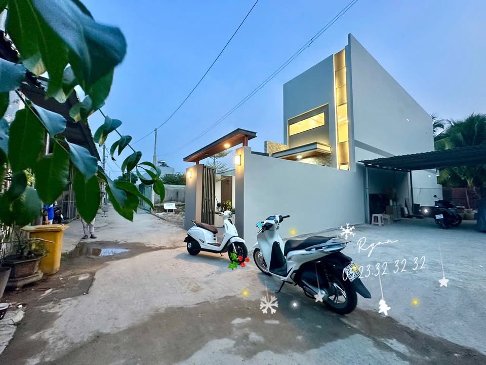 Nhà phố đẹp tại Mỹ Tho 110m² giá 3.9 tỷ - Gần Quảng Trường