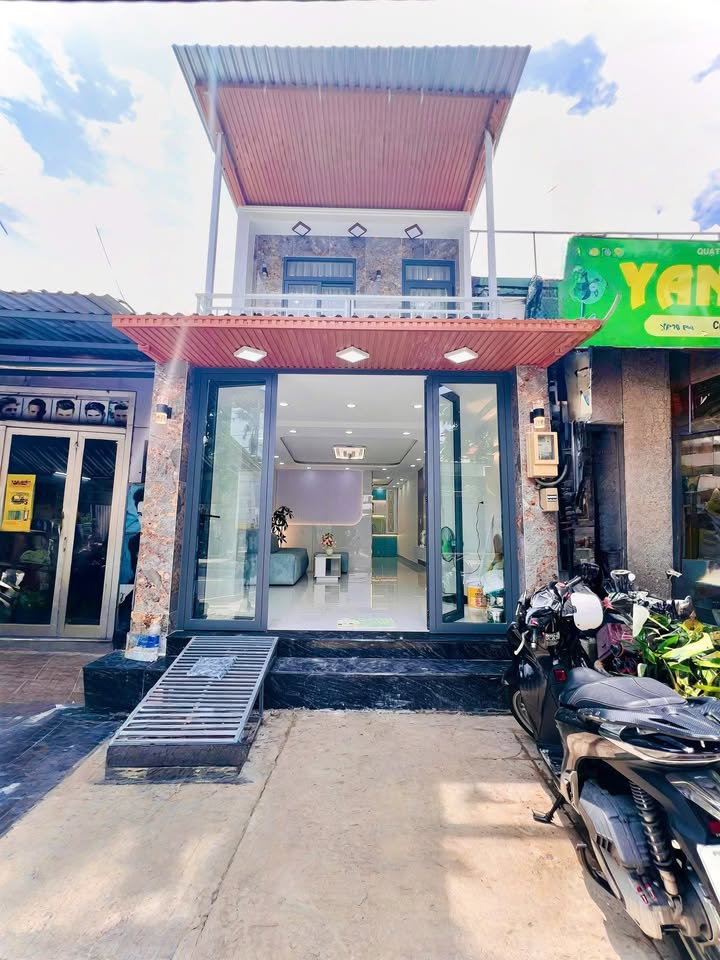 Nhà đẹp 1 lầu mặt tiền đường Nguyễn Bình 48m² giá 2.86 tỷ - Sẵn sàng vào ở!