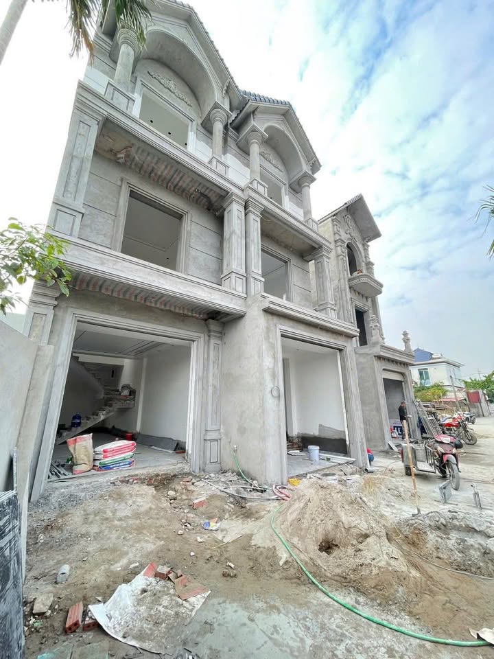 Nhà 3 tầng Tân Cổ Điển tại Bắc Sơn, An Dương - Giá chỉ 2.99 tỷ, gần chợ