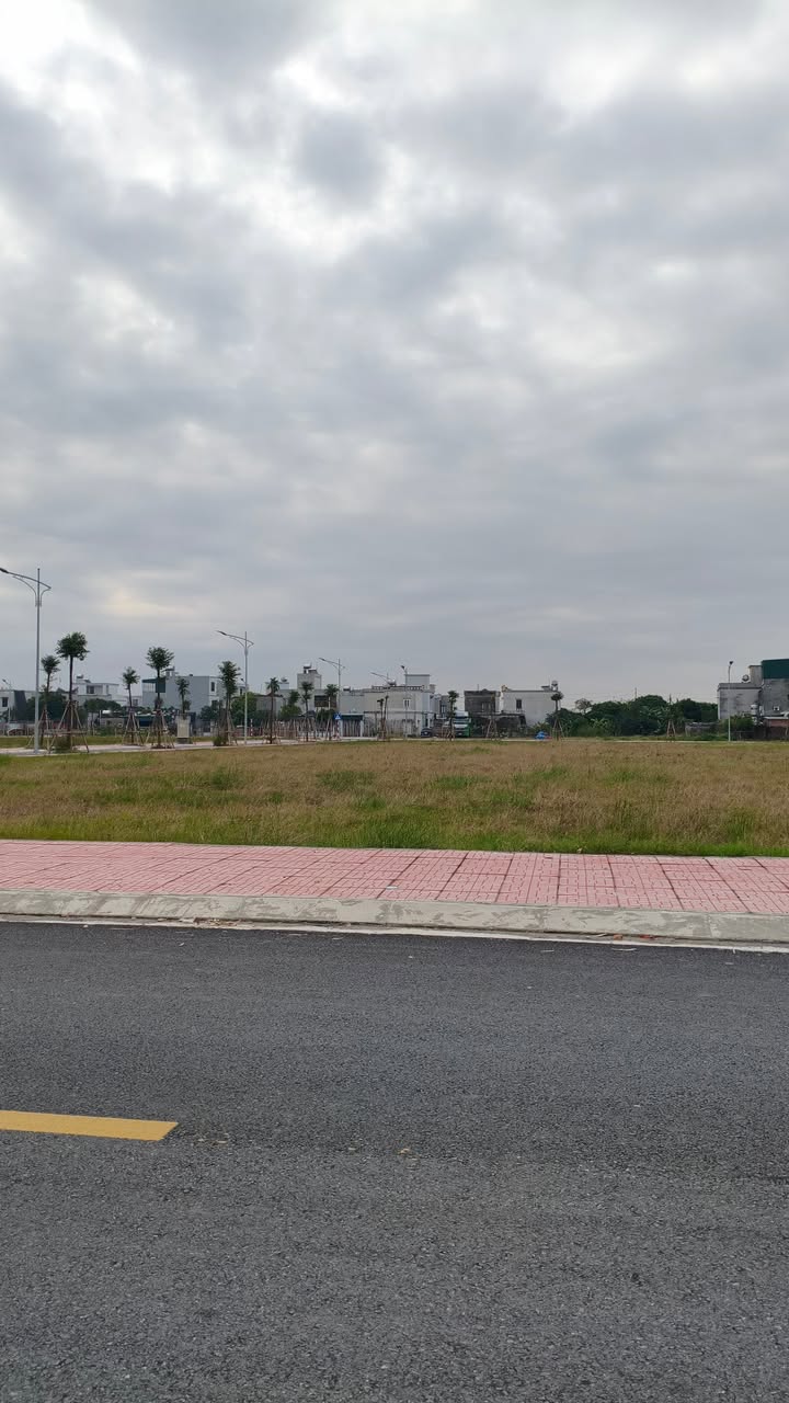 Đất đấu giá Thanh Miếu, phường Vũ Phúc, 90m² giá chỉ 2.6 tỷ - Đầu tư sinh lời ngay!