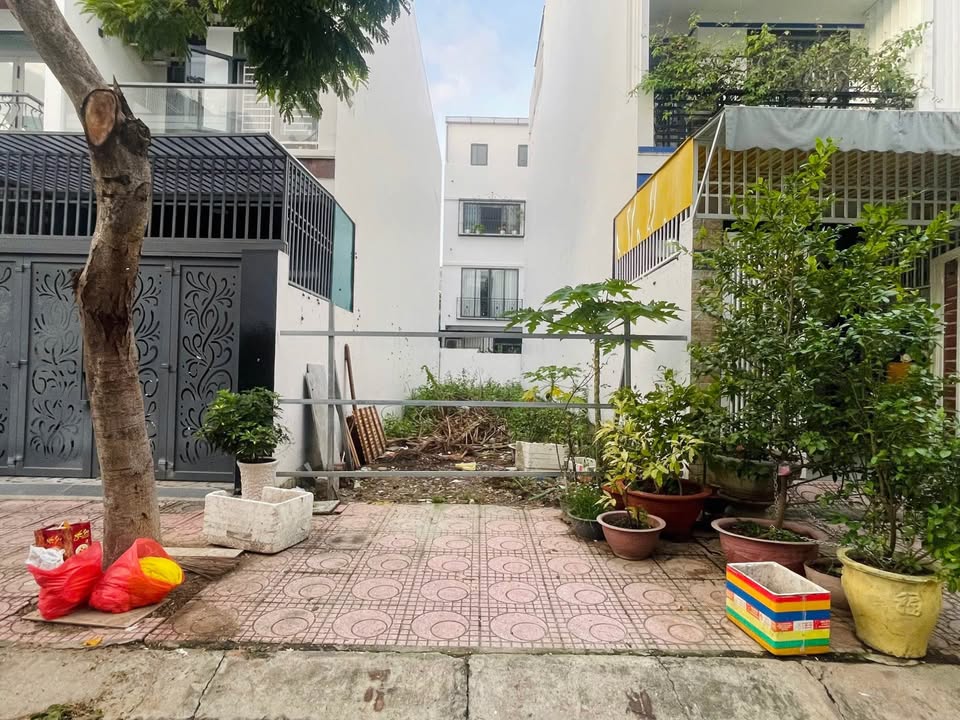 Đất nền dự án Hà Quang 2 Nha Trang 80m² giá 6.3 tỷ - Chỉ vài bước đến công viên!