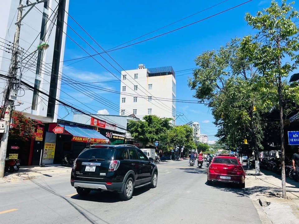 Bán đất có nhà đường Điện Biên Phủ 153m² giá chỉ 12 tỷ - Đầu tư sinh lời ngay!