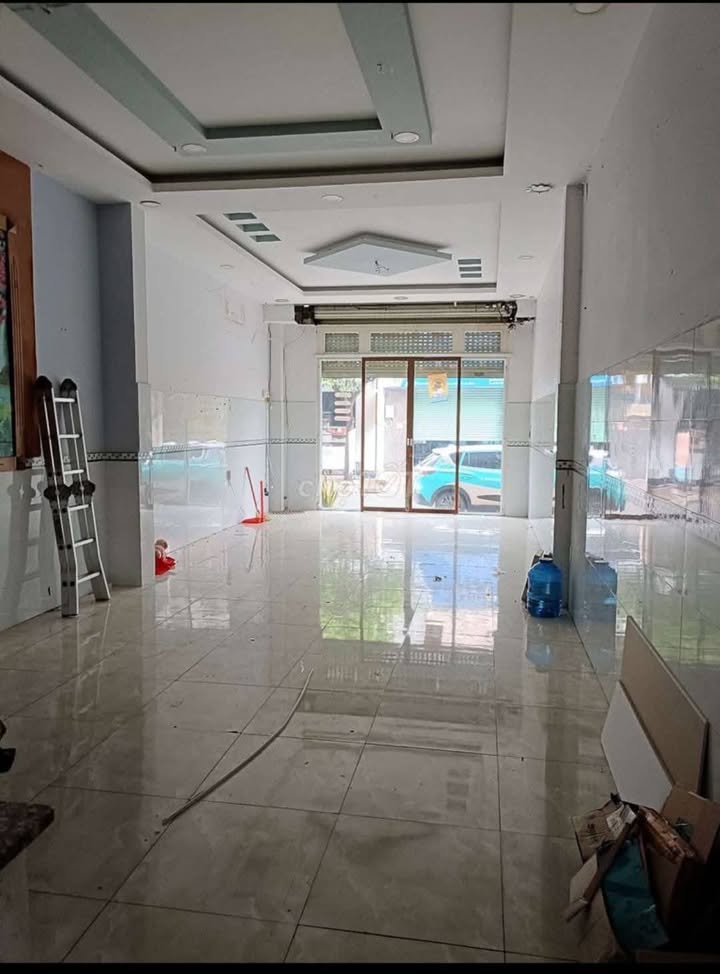 Cho thuê mặt bằng mặt tiền kinh doanh Tân Sơn Nhì 44m² - Hoạt động tự do, giá tốt!