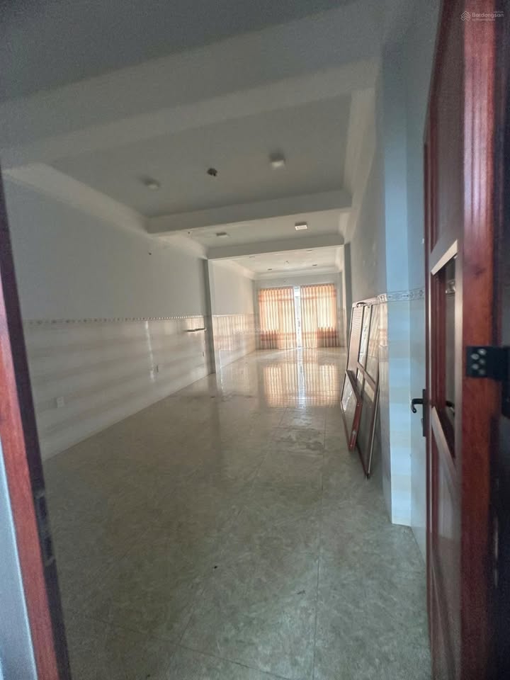 Cho thuê nhà nguyên căn mặt tiền 140m² tại Q.Tân Bình - Phù hợp kinh doanh ngay!