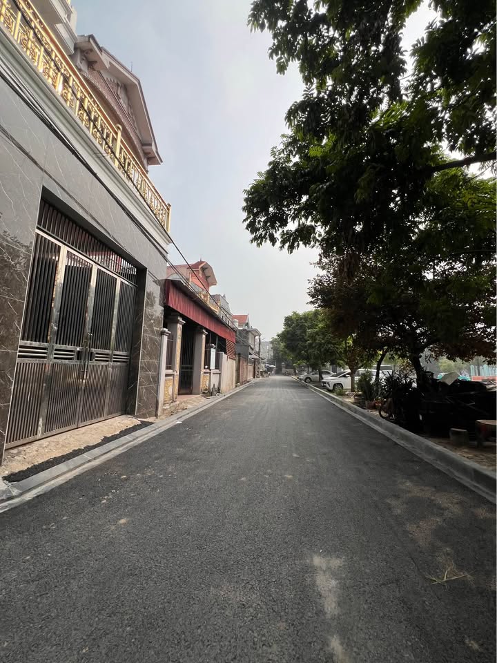 Nhà đẹp 4 tầng Bồ Đề, Long Biên 50m² giá 9 tỷ - Sẵn sàng vào ở!