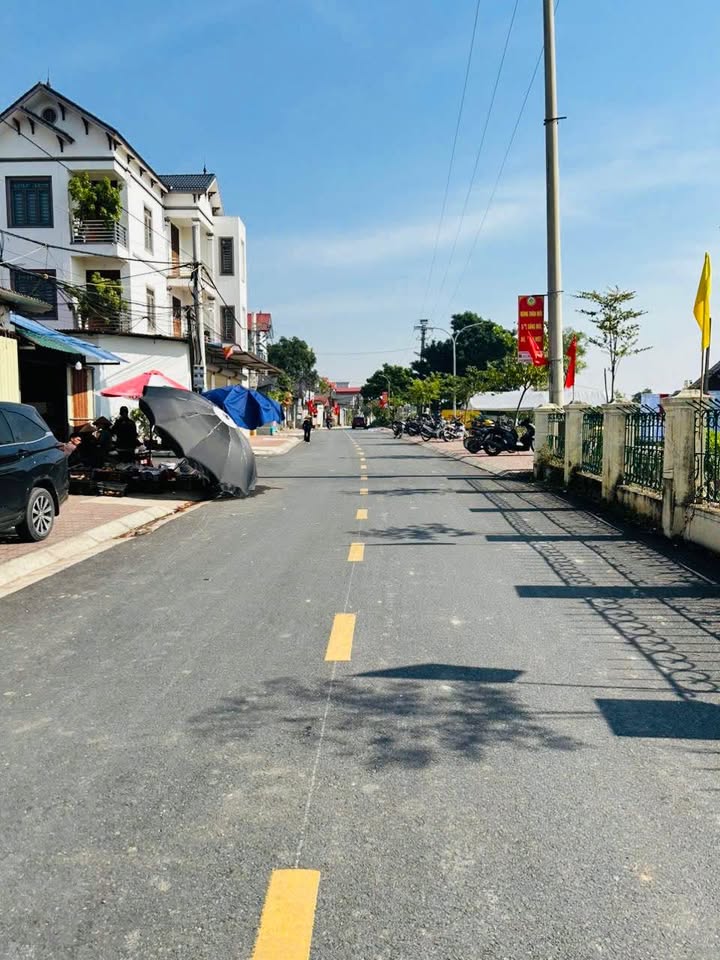 Đất Bìa Làng Mai Đình, Sóc Sơn 100m² giá 4.099 tỷ - Đầu tư sinh lời nhanh chóng!