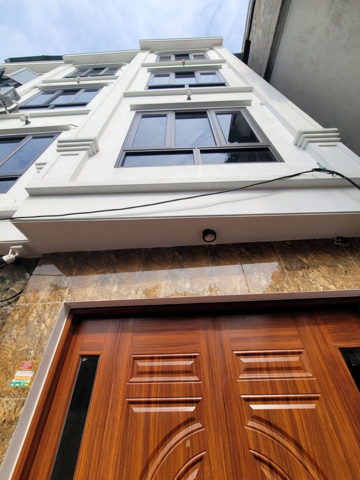 Nhà 5 tầng Di Trạch Hoài Đức 30m² giá 4 tỷ - Sẵn sàng vào ở ngay!