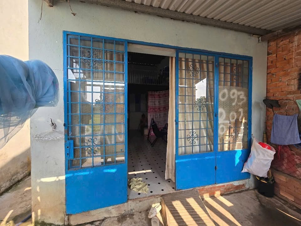 Nhà riêng Ấp Rừng Dầu, Đức Hòa 120m² giá 1.42 tỷ - Tiện sửa chữa ngay!