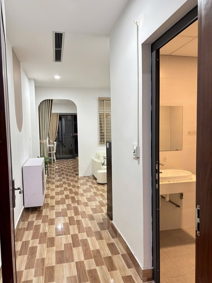 Phòng cho thuê tại 799 Nguyễn Hoàng Tôn, Tây Hồ - Giá thỏa thuận, nhận phòng ngay!