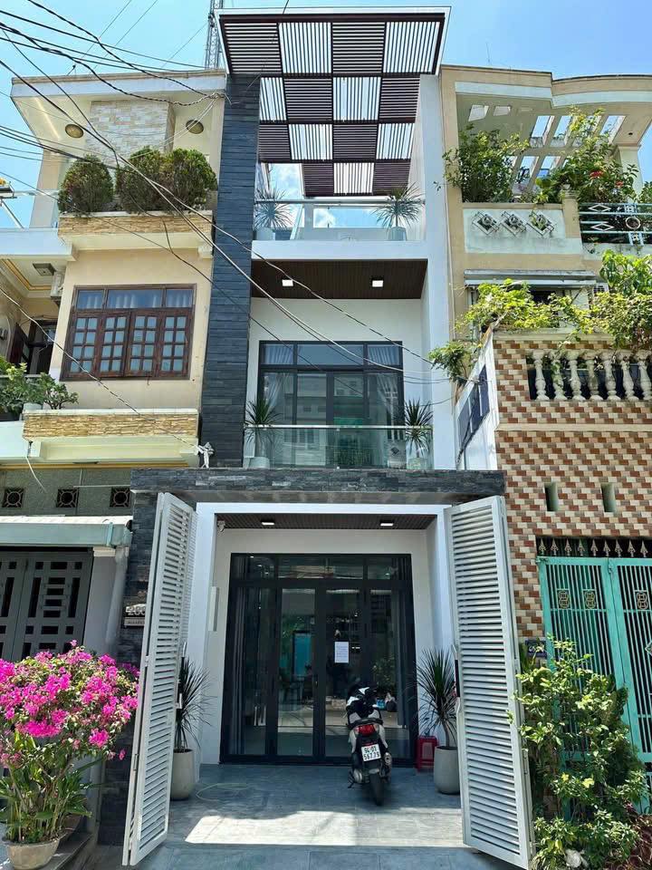 Nhà 1 trệt 2 lầu trung tâm Cần Thơ 94m² giá 6.85 tỷ - Đầu tư sinh lời!