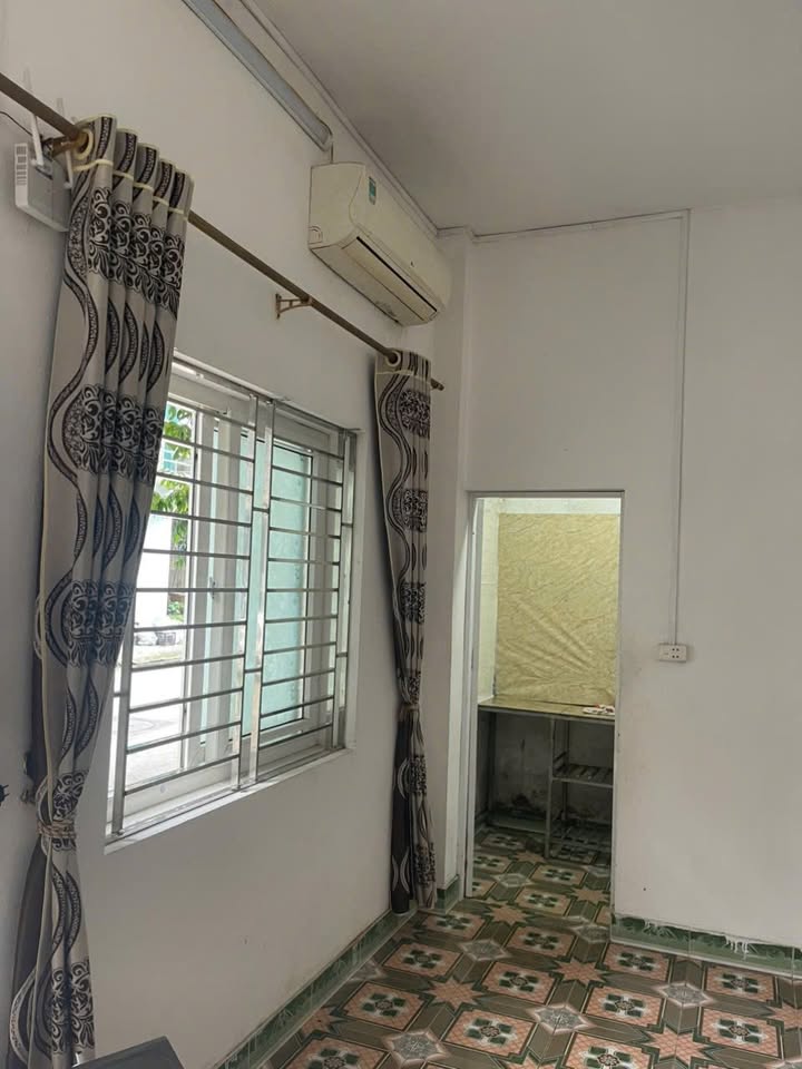 Phòng trọ cho thuê tại Cốc Lếu, Lào Cai - Diện tích rộng rãi, bếp và vệ sinh riêng!