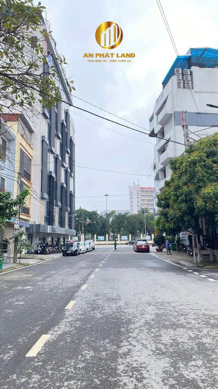 Nhà mặt tiền Tuệ Tĩnh, Ninh Bình 87m² giá 6 tỷ - Kinh doanh sầm uất ngay khu viện