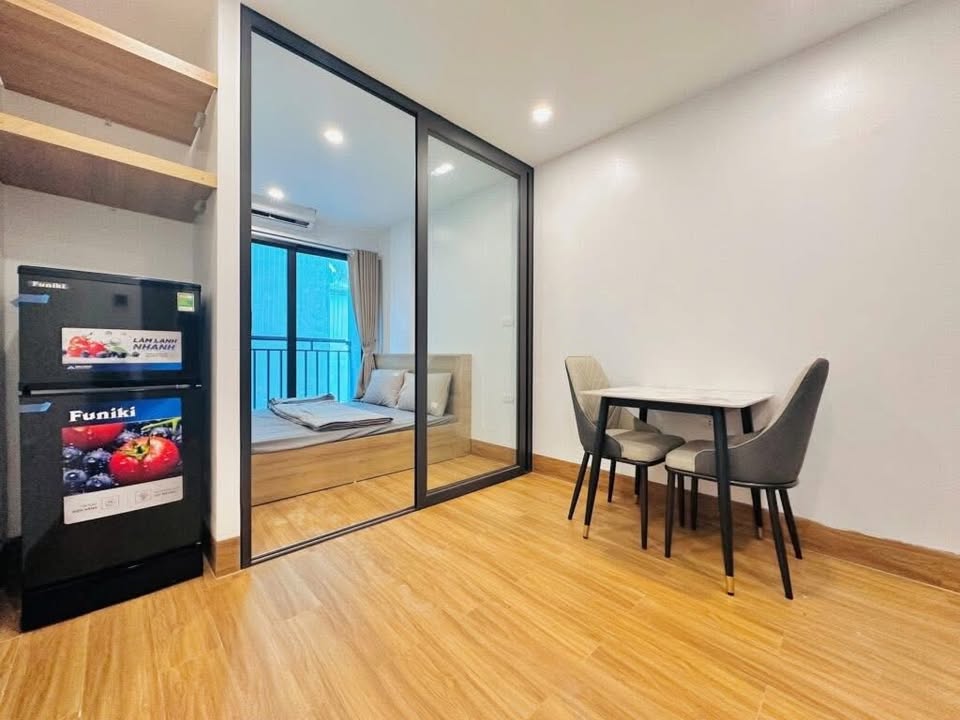 Phòng cho thuê Ngõ 12 Nguyễn Văn Trỗi 35m² chỉ 6.5 triệu - Nội thất đầy đủ, tiện nghi!