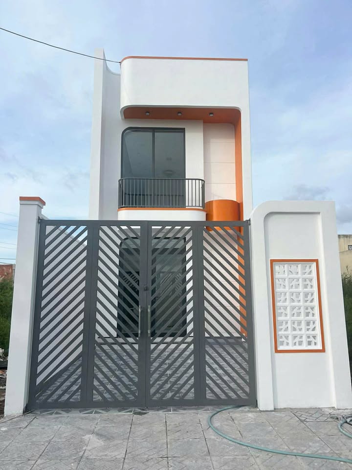 Nhà gác lững đường số 10 KDC Sao Mai, 94.5m² giá 2.08 tỷ - Thiết kế hiện đại, sẵn sàng ở ngay!