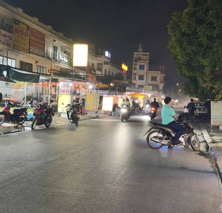 Shophouse chợ Phương Liễu Quế Võ 100m² giá 2 tỷ - Kinh doanh thuận lợi!