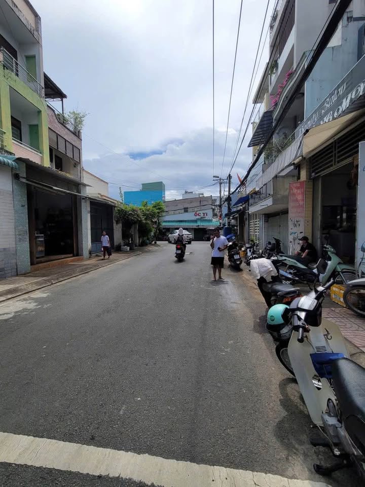 Nhà phố mặt tiền đường Phùng Tá Chu, Bình Tân 48m² giá 6.8 tỷ - Chính chủ bán gấp!