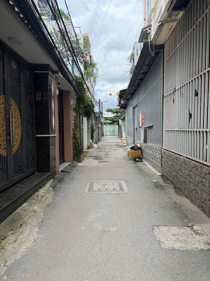 Nhà cấp 4 hẻm 1113 Huỳnh Tấn Phát, quận 7, 99m² - Giá chỉ 5.5 tỷ, giảm 500 triệu!