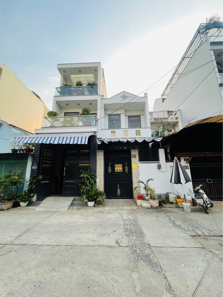 Nhà Gò Xoài 80m² giá 6 tỷ - Đúc 2 tầng BTCT, sổ hồng riêng!