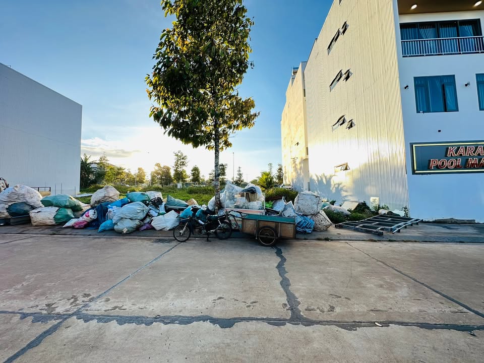 Đất Khu Bossco Lý Nam Đế 150m² giá 2.19 tỷ - Sổ đỏ chính chủ, vị trí đẹp!