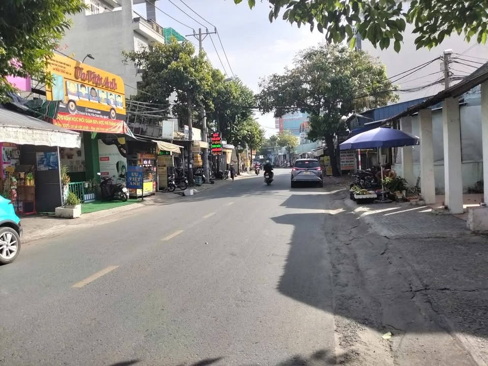 Bán nhà cấp 4 mặt tiền đường Huỳnh Thị Hai, quận 12, giá 12 tỷ - Sổ hồng riêng chính chủ!