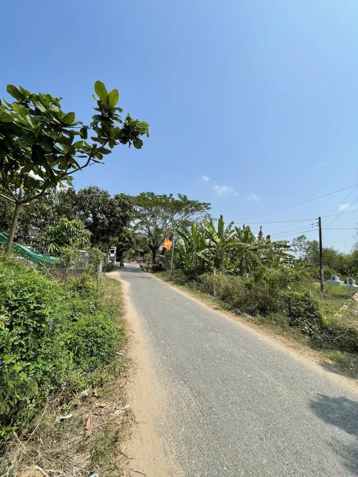 Nhà đẹp mặt tiền đường số 13 Phú Lâm, diện tích 192m², giá 1.1 tỷ - Cơ hội sở hữu tuyệt vời!