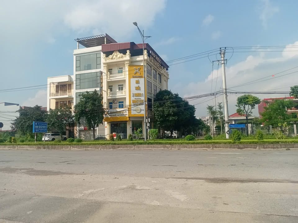 Đất kinh doanh mặt đường Trần Quang Khải Hoa Lư Ninh Bình 120m² - Giá hấp dẫn chỉ 5 tỷ!