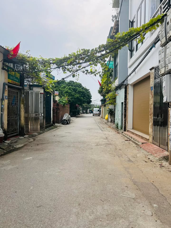 Đất Ngọc Thụy Long Biên 65m² giá chỉ 6 tỷ - Cơ hội đầu tư tuyệt vời!