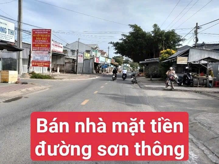Nhà mặt tiền đường Sơn Thông, Trà Vinh 200m² giá 2 tỷ - Mới đẹp, tiện lợi!