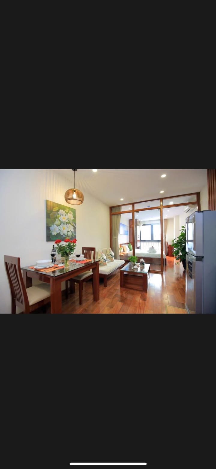 Căn hộ cho thuê Đào Tấn, Ba Đình 40m² giá 160 triệu - Thiết kế hiện đại, đầy đủ nội thất!