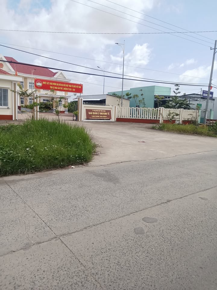 Đất nền mặt tiền đường Huỳnh Thúc Kháng, Cà Mau - Diện tích 259m², giá 2.3 tỷ - Cơ hội đầu tư hấp dẫn!