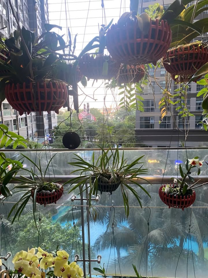 Căn hộ Vinhomes Central Park quận Bình Thạnh 117m² giá 17.5 tỷ - Yên tĩnh, full nội thất!