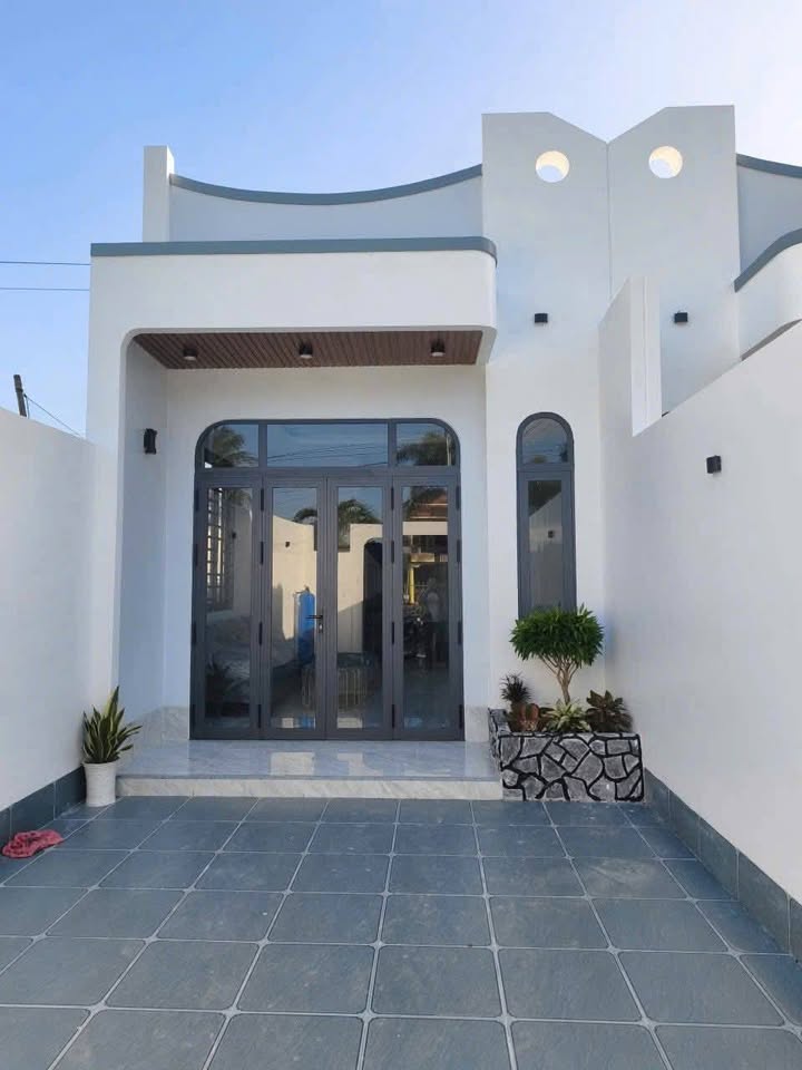 Nhà trệt mặt tiền đường Cao Thắng, 100m² giá 1.79 tỷ - Sẵn sàng vào ở ngay!