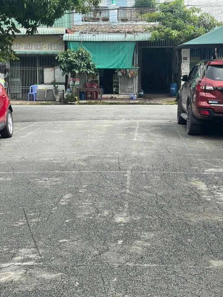 Dãy trọ Bình Hòa, Thuận An 108m² giá 3.85 tỷ - Đầu tư sinh lời ngay!