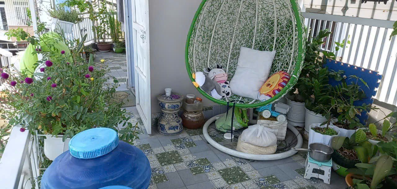 Nhà riêng đường 182, phường Tăng Nhơn Phú A, Thủ Đức, 25m² - Tặng nội thất, giá 1.85 tỷ!