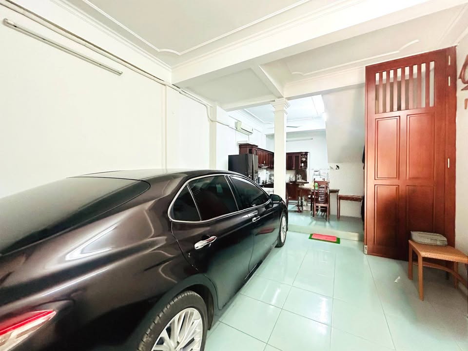 Nhà riêng Phạm Tuấn Tài, Cầu Giấy 55m² - Vị trí đắc địa, ô tô tránh!