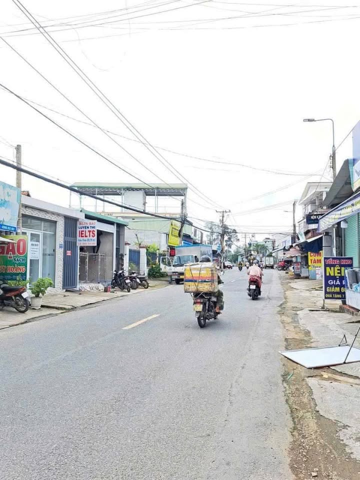 Nhà mặt tiền đường Nguyễn Văn Tỏ, Biên Hòa 166m² chỉ 6.5 triệu - Kinh doanh thuận lợi!