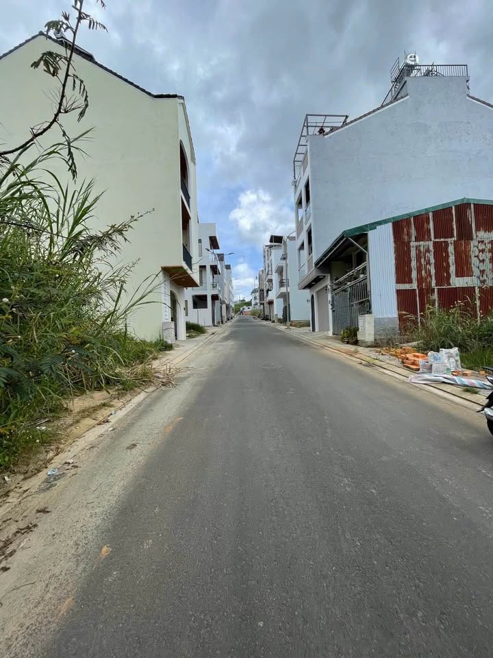 Đất 2 mặt tiền khu dân cư An Sơn, Đà Lạt 72m² giá 7.2 tỷ - Cơ hội đầu tư hấp dẫn!