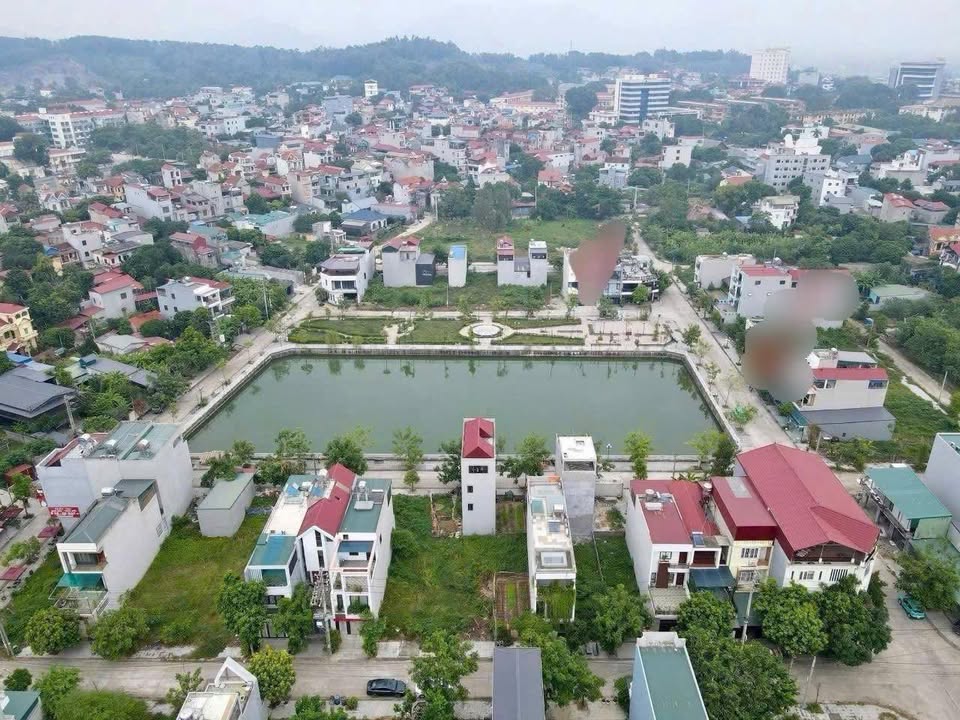 Đất dịch vụ 50m² tại Phúc Yên giá 3 tỷ - Tiềm năng kinh doanh đột phá!