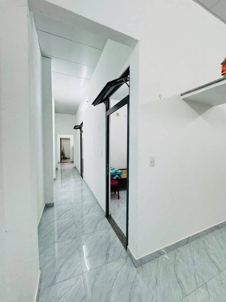 Nhà cấp 4 kiệt ô tô Bỉnh Kỳ, Ngũ Hành Sơn 104m² giá 2.5 tỷ - Nhà mới đẹp, đầy đủ công năng!