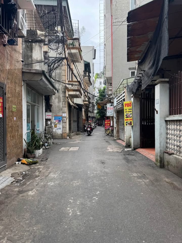 Nhà 3 tầng Mễ Trì Thượng 80m² giá 15 tỷ - Ô tô dừng đỗ thoải mái!