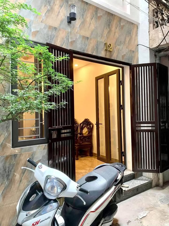 Nhà riêng 5 tầng tại Thanh Nhàn, Hai Bà Trưng - Chỉ 7 tỷ, pháp lý rõ ràng!