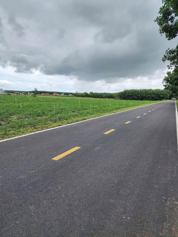 Đất mặt tiền nhựa xã Tân Hà, Tân Châu, Tây Ninh 30,000m² - Giá chỉ 2.6 tỷ