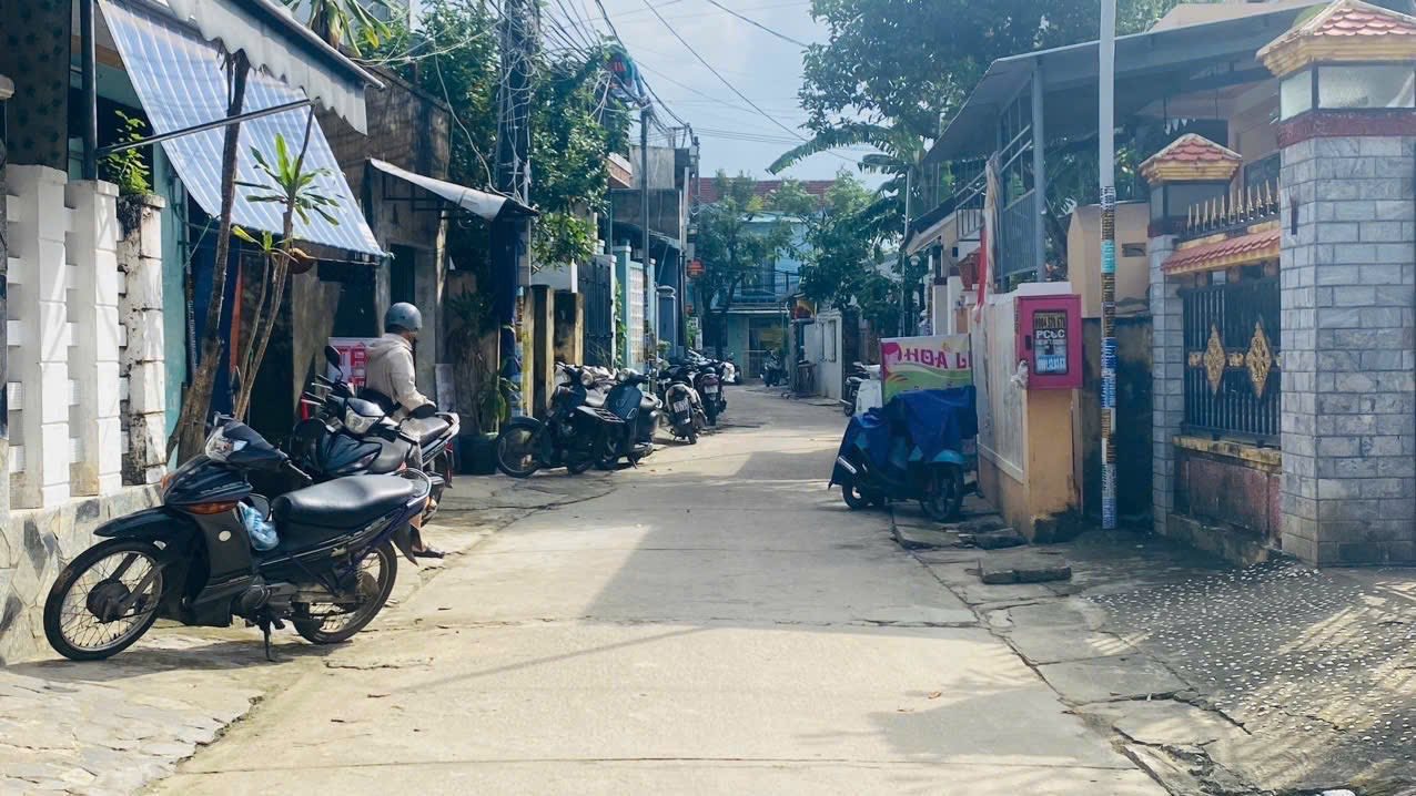 Nhà phố Hùng Vương Hội An 229m² giá 5.9 tỷ - Đầu tư sinh lời ngay!