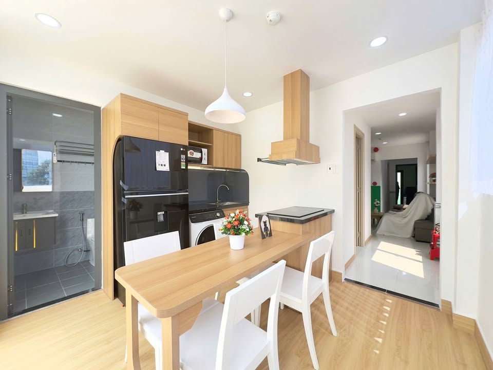 Căn hộ 3PN cao cấp đường Lý Thường Kiệt, quận 10 - Nội thất đầy đủ, giao thông thuận lợi!