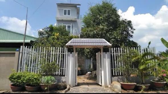 Biệt thự 2 mặt tiền An Phú Đông, Q12 - 482m² chỉ 26.5 tỷ - Đầu tư sinh lời!