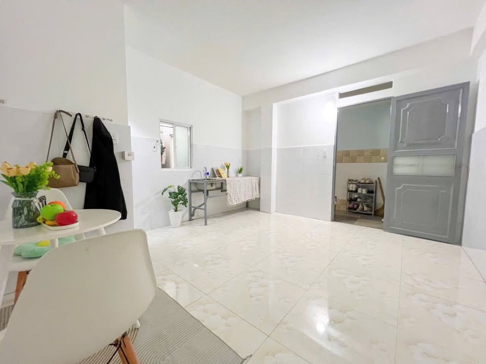 Phòng cho thuê tại Thạnh Lộc, Quận 12 - Chỉ 2 triệu/tháng, sẵn sàng vào ở ngay!